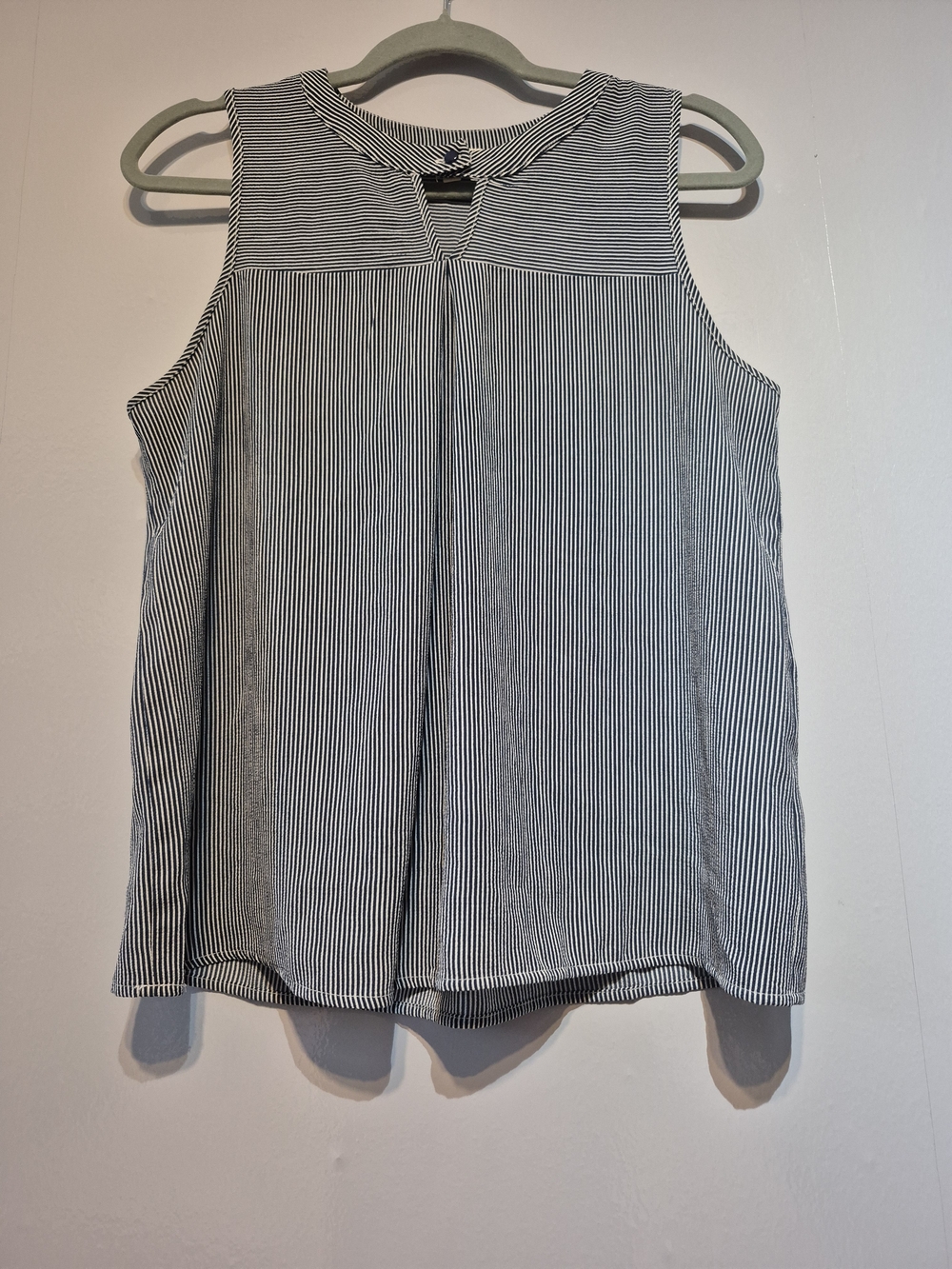 Monteau Black and White Striped Sleeveless Keyhole Tank